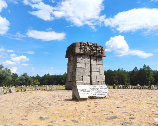 Memorial to the victims murdered in Treblinka extermination camp; author: Tomasz Cebulski